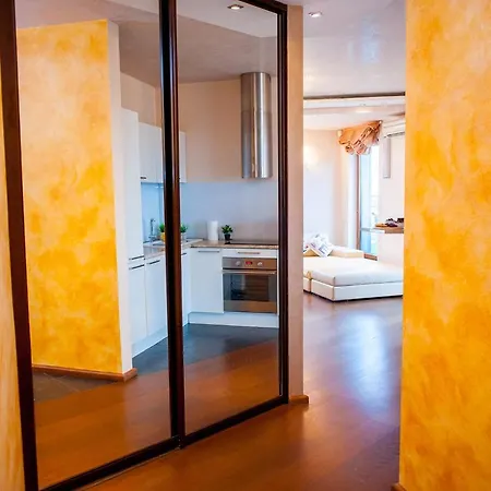 Skyhouse Riga Amazing Penthouse And Spa Exterior photo