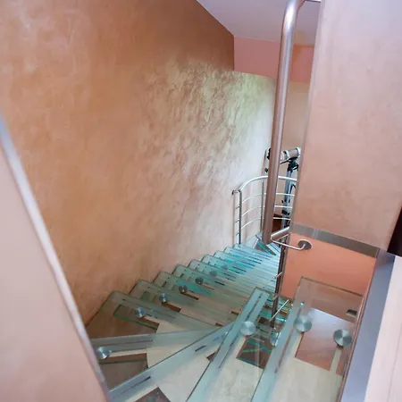 Skyhouse Riga Amazing Penthouse And Spa Exterior photo