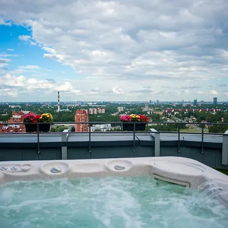 Skyhouse Riga Amazing Penthouse And Spa Exterior photo